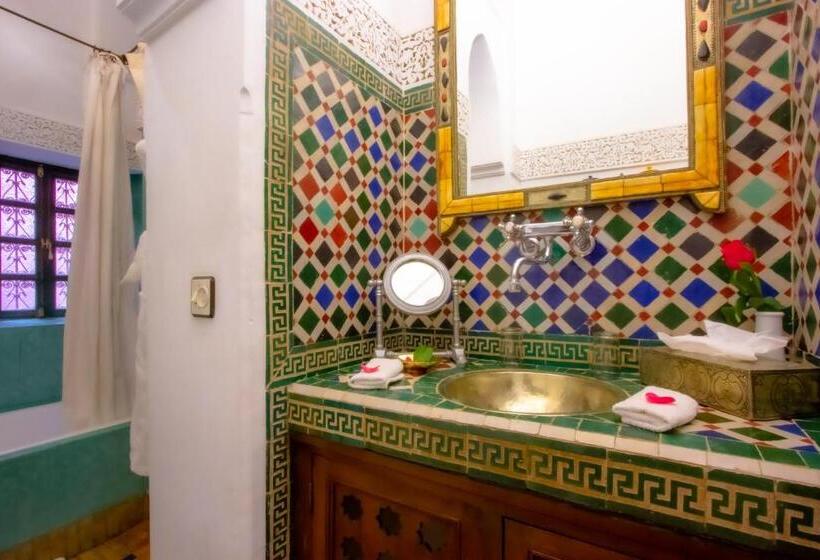 Quarto superior, Riad Kaiss By Anika