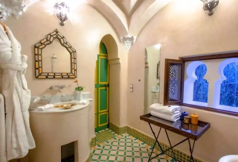 اتاق سوپریور, Riad Kaiss By Anika