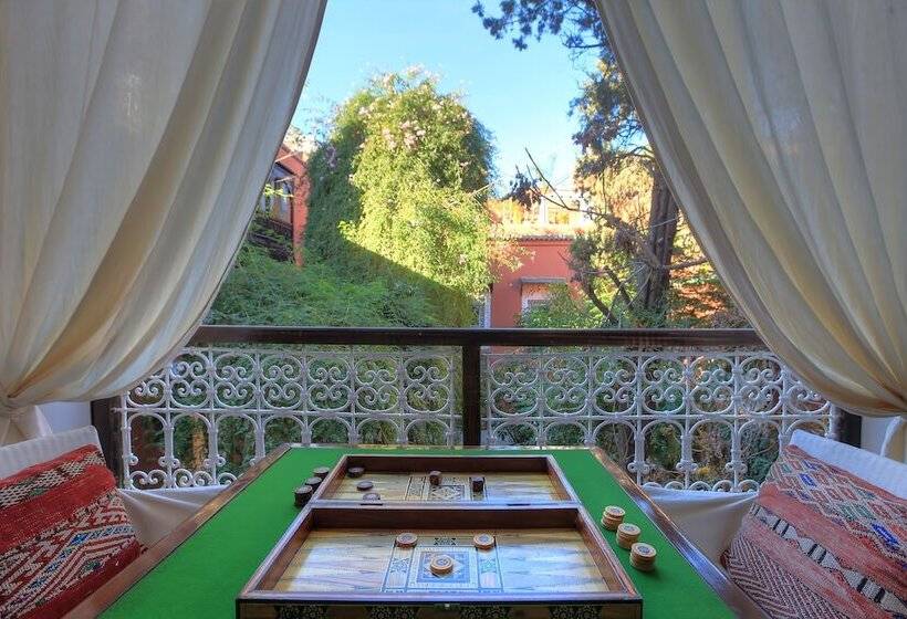 Quarto superior, Riad Kaiss By Anika