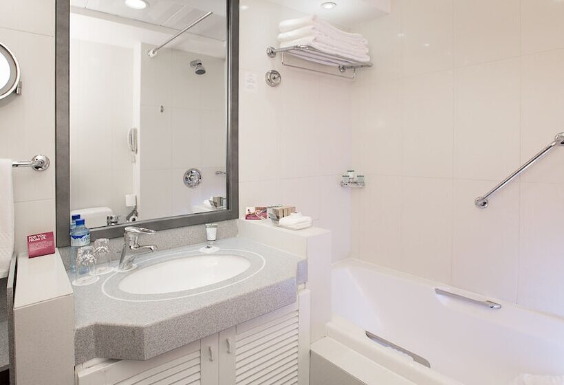 带2个卧室的套房, Millennium Plaza Downtown Suites