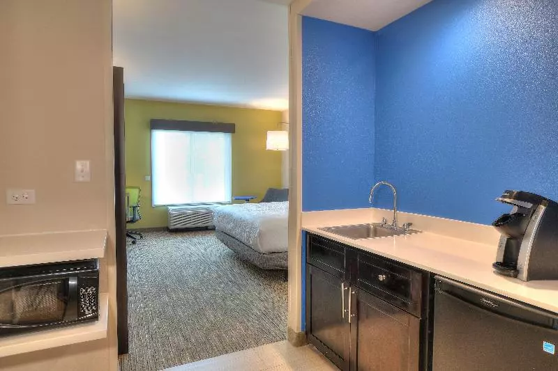 キングサイドベッドのスタンダードワンルーム, Hampton Inn Hadley Amherst Area