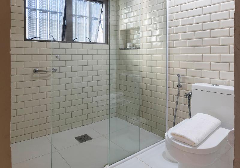 جناح مزود بجاكوزى, Hm