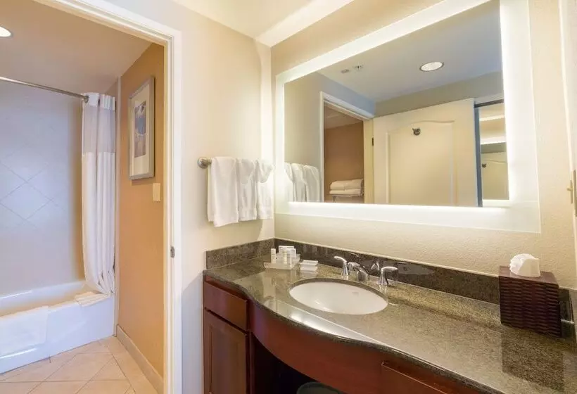 キングサイズベッドのスイートルーム, Homewood Suites By Hilton San Diego Airport/liberty Station