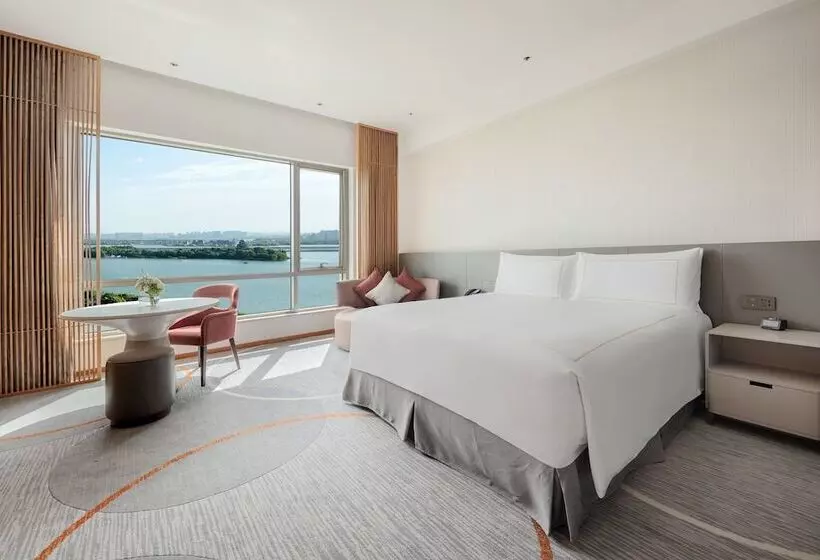 湖の見えるプレミアムルーム, Intercontinental Suzhou Hotel, An Ihg
