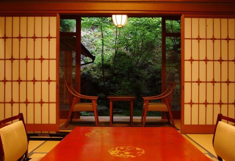 스탠다드 룸, Nishimuraya Honkan