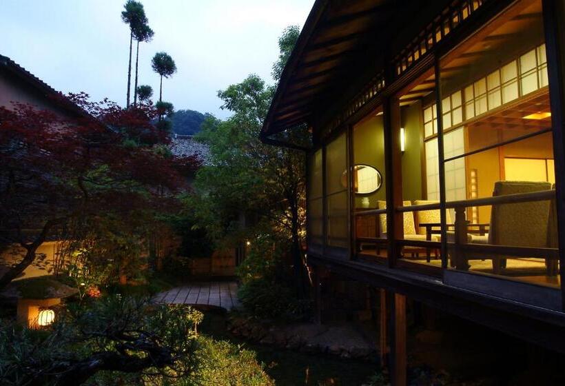 가든 전망 스위트, Nishimuraya Honkan