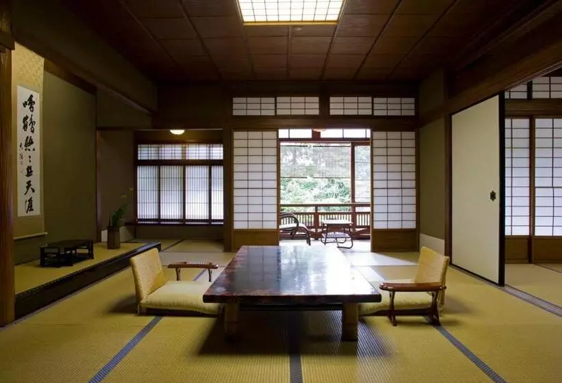 スイート, Nishimuraya Honkan