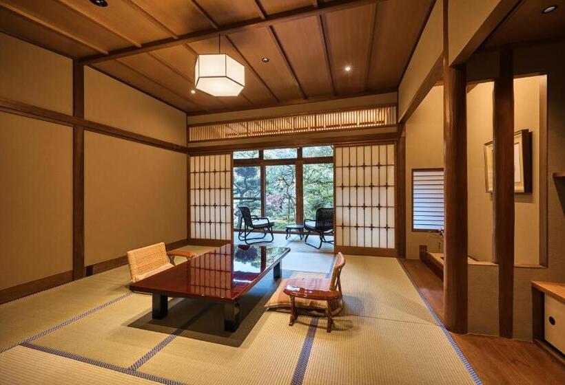 스위트, Nishimuraya Honkan