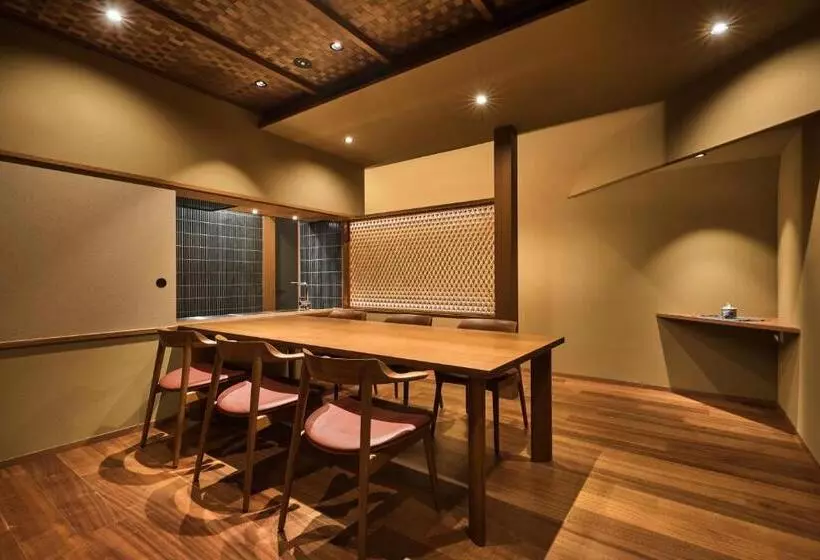 ハイドロマッサージバス付きスイート, Nishimuraya Honkan