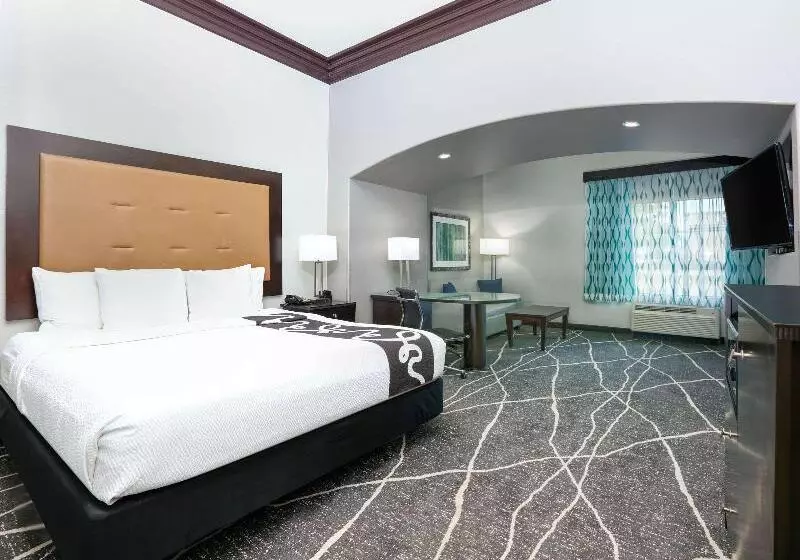 キングサイズベッドのデラックスルーム, La Quinta By Wyndham Little Rock   Bryant
