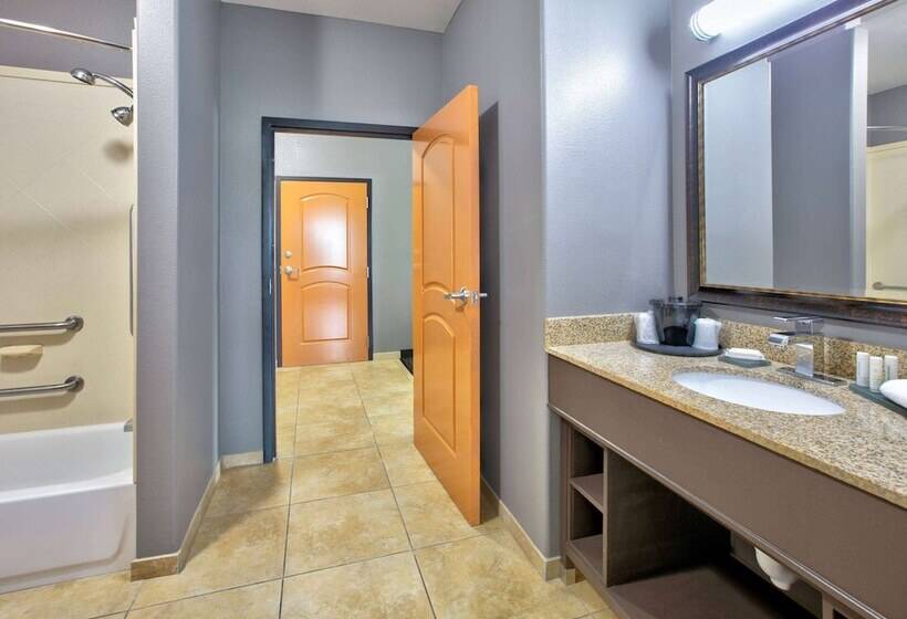 جناح لذوى الاحتياجات الخاصة, La Quinta By Wyndham Little Rock   Bryant