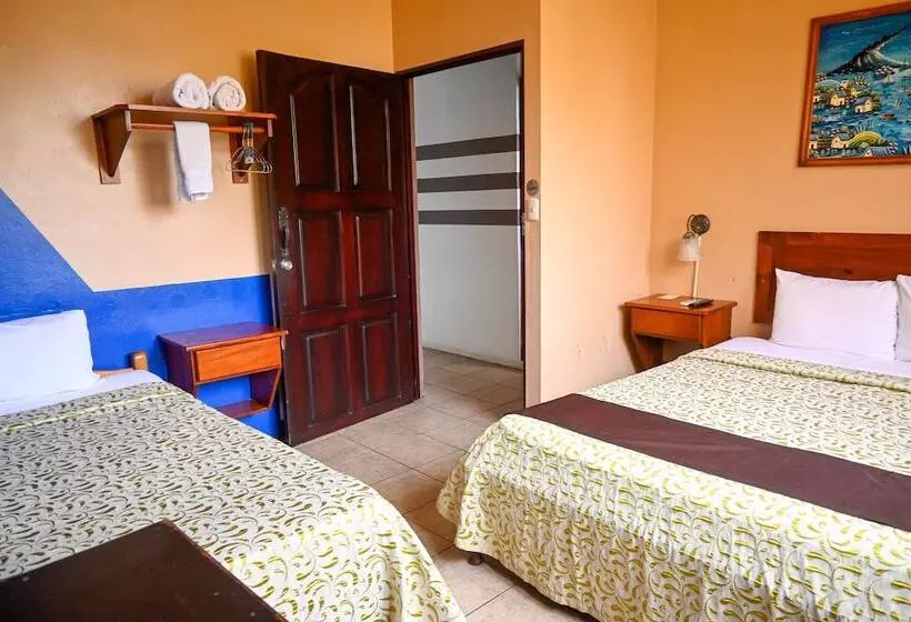 Standard Triple Room with Terrace, Las Colinas