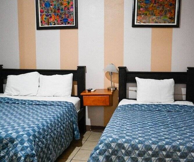 غرفة عائلية, Las Colinas