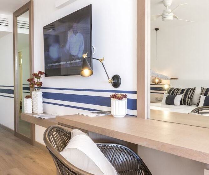 Номер Superior, Lux Grand Gaube Resort & Villas