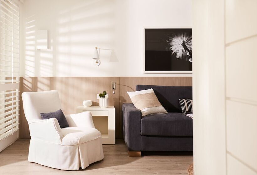 Люкс Повышенной Комфортности, Lux Grand Gaube Resort & Villas