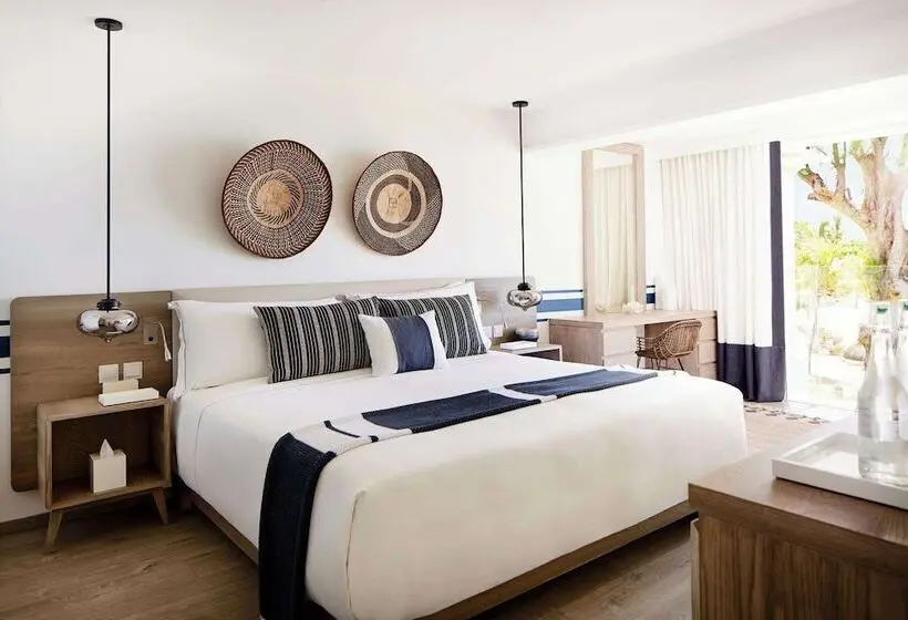 سوییت خانوادگی, Lux Grand Gaube Resort & Villas