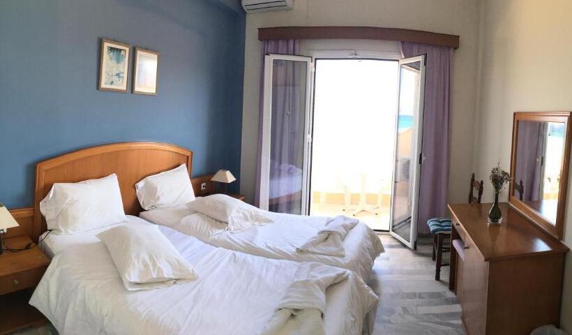 Номер Стандарт Вид на Море, Nafsika