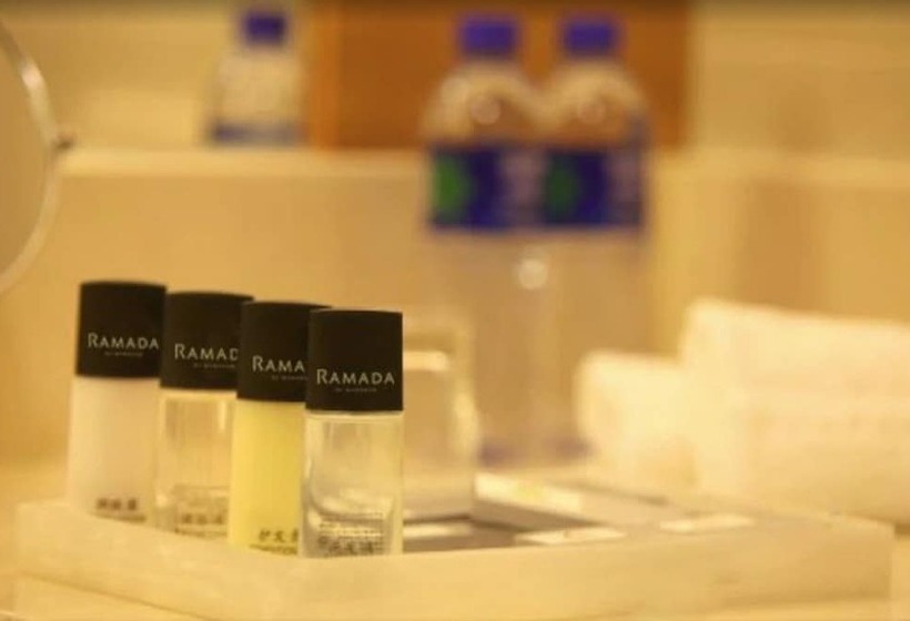 Номер Superior, Ramada By Wyndham Beijing Airport