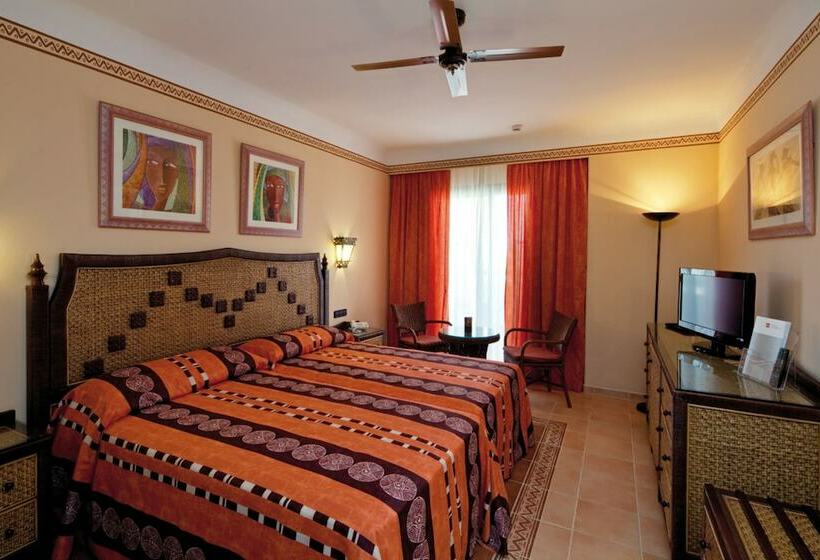 اتاق خانوادگی, Hotel Riu Touareg - All Inclusive