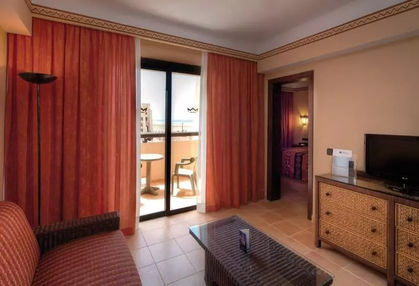 سوییت با چشم‌انداز دریا, Hotel Riu Touareg - All Inclusive