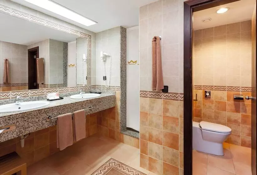 سوییت خانوادگی, Hotel Riu Touareg - All Inclusive