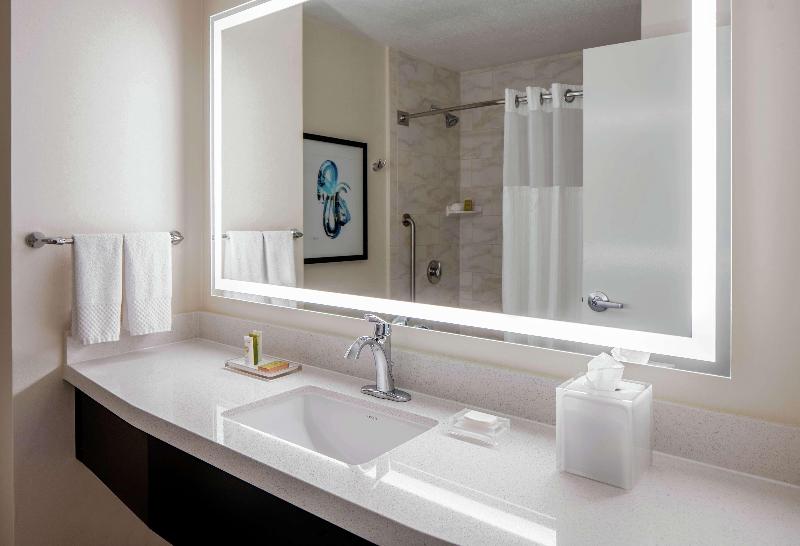 اتاق خانوادگی, Hotel Riu Touareg - All Inclusive