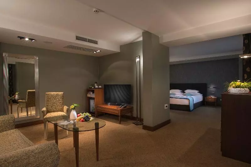 Sviitti, Rosslyn Thracia Hotel Sofia
