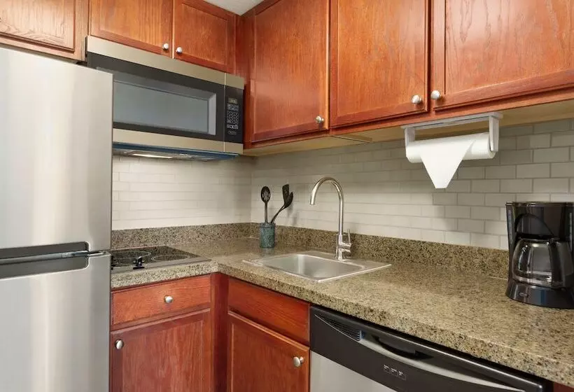 身障者適用スタンダードルーム, Staybridge Suites Tampa East  Brandon, An Ihg