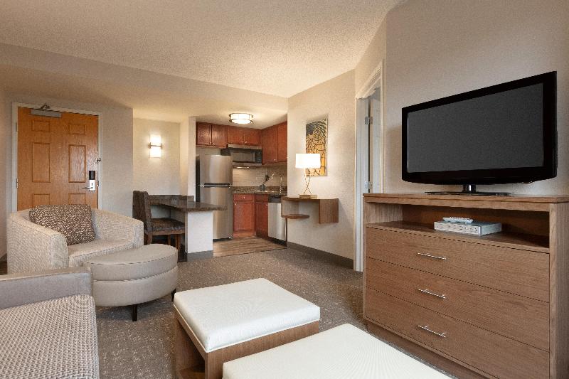جناح غرفتين نوم, Staybridge Suites Tampa East  Brandon, An Ihg