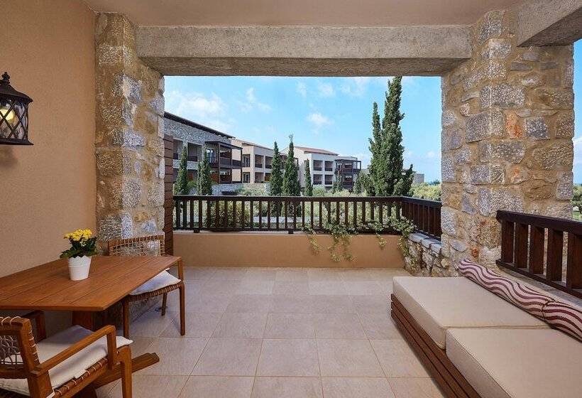 غرفة ديلوكس مطلّة علي الحديقة, The Westin Resort Costa Navarino