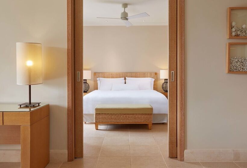 جناح عائلي, The Westin Resort Costa Navarino