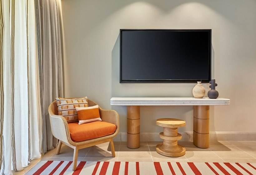 جناح عائلي, The Westin Resort Costa Navarino