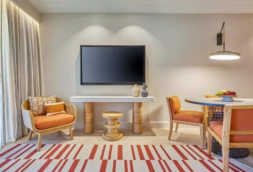سوئیت پریمیوم, The Westin Resort Costa Navarino