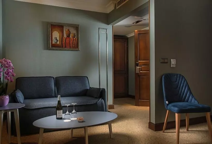Sviitti, Rosslyn Thracia Hotel Sofia