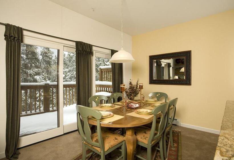 Апартаменты 3 Спальни, Lakeside Village By Keystone Resort