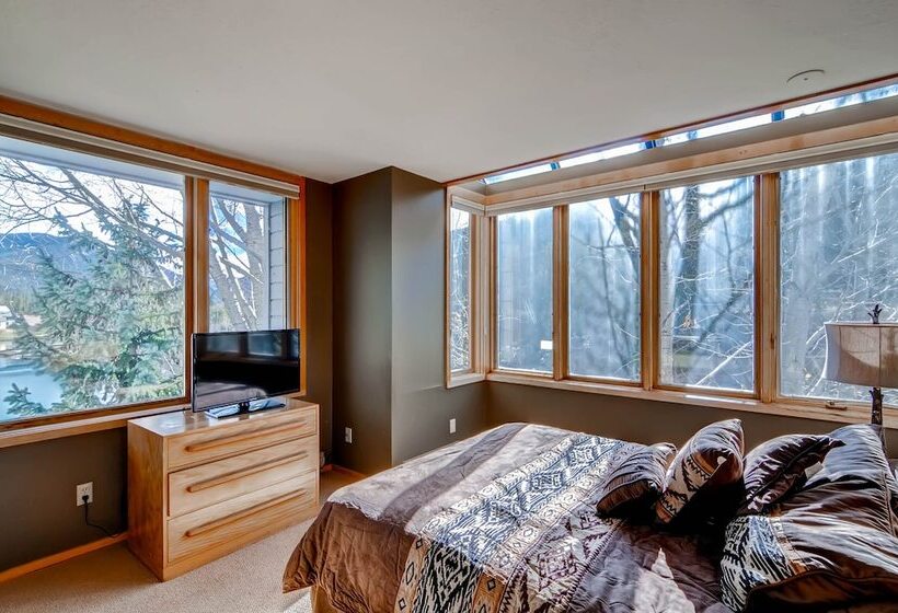 Апартаменты 3 Спальни, Lakeside Village By Keystone Resort