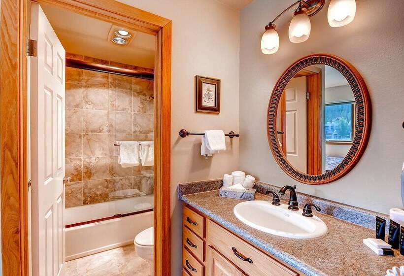 Апартаменты 2 Спальни, Lakeside Village By Keystone Resort