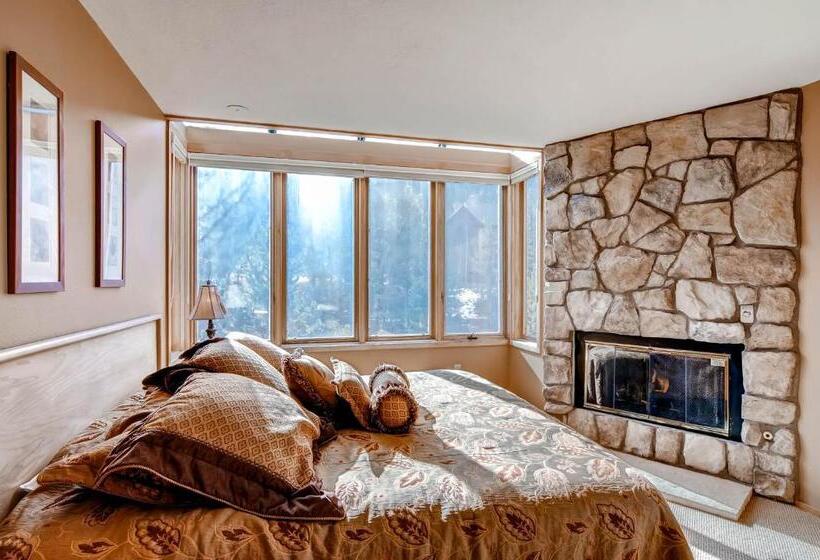 Апартаменты Deluxe 3 Спальни, Lakeside Village By Keystone Resort