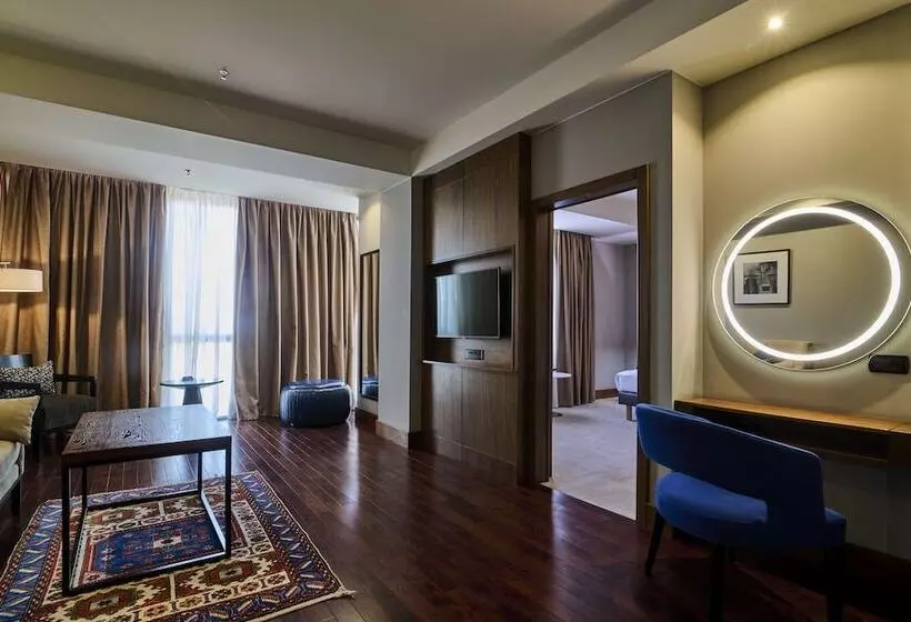 Suite, Radisson Blu Hotel Yerevan