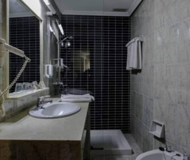 إستوديو قياسى, Torreluz Apartamentos