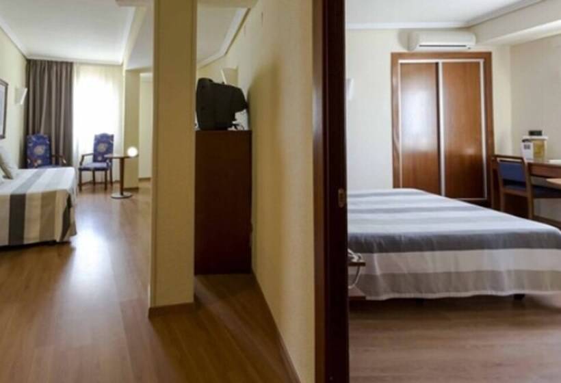 شقة غرفة واحدة, Torreluz Apartamentos