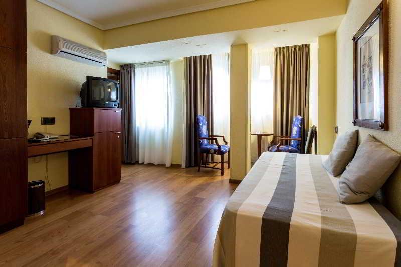 شقة غرفة واحدة, Torreluz Apartamentos