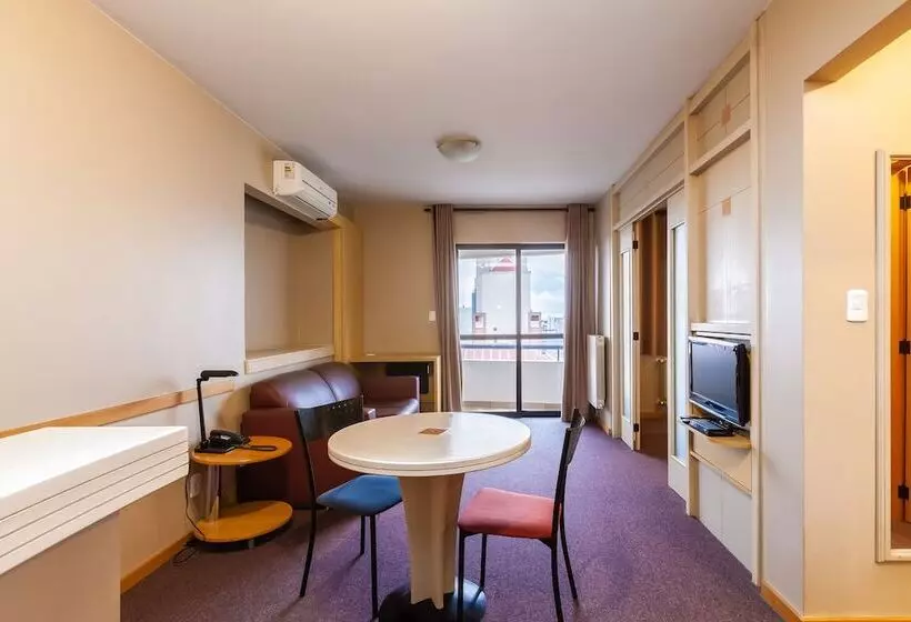 اتاق لوکس سه تخته, Tri Hotel & Flat Caxias