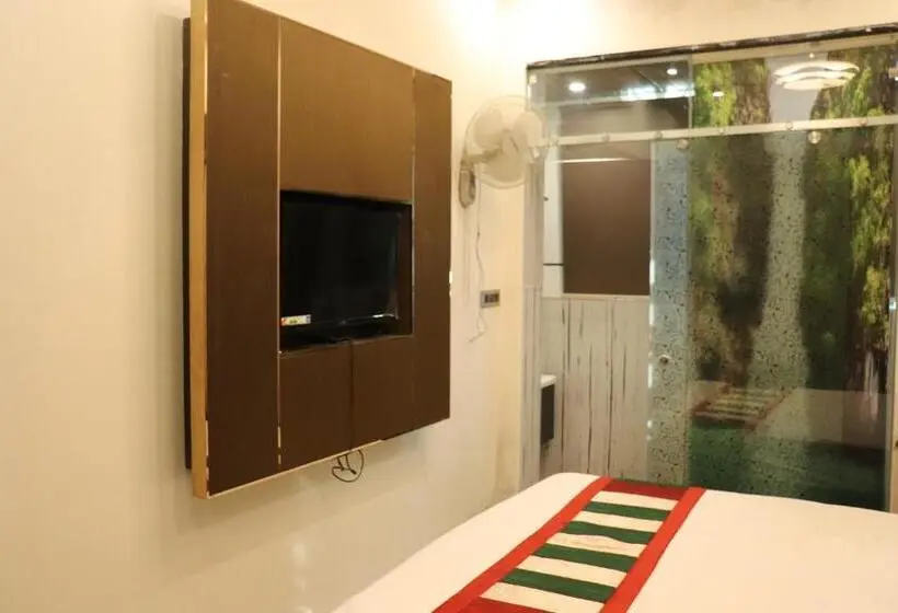 Deluxe-huone, Shivam Palace 1 Km From Railway Station 1 Km From Bus Stand