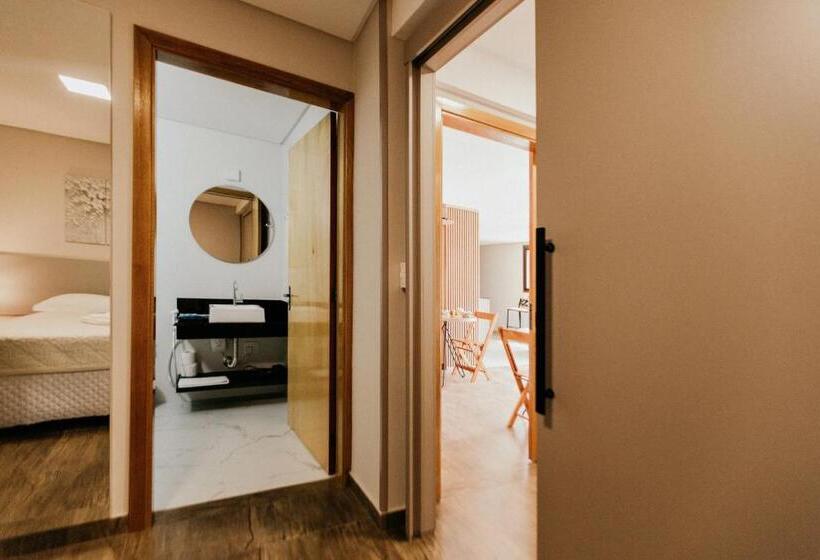 سوئیت 2 خوابه, Casalta Pousada