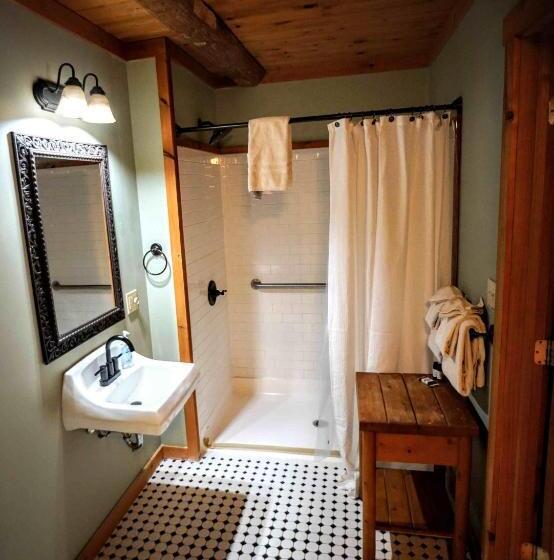 منزل غرفتين نوم, Ampersand Bay Resort