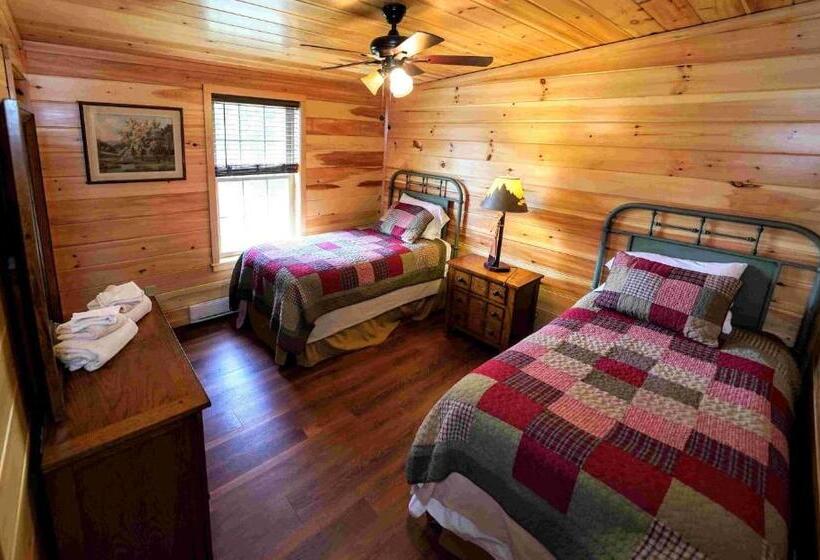 منزل 3 غرف نوم, Ampersand Bay Resort