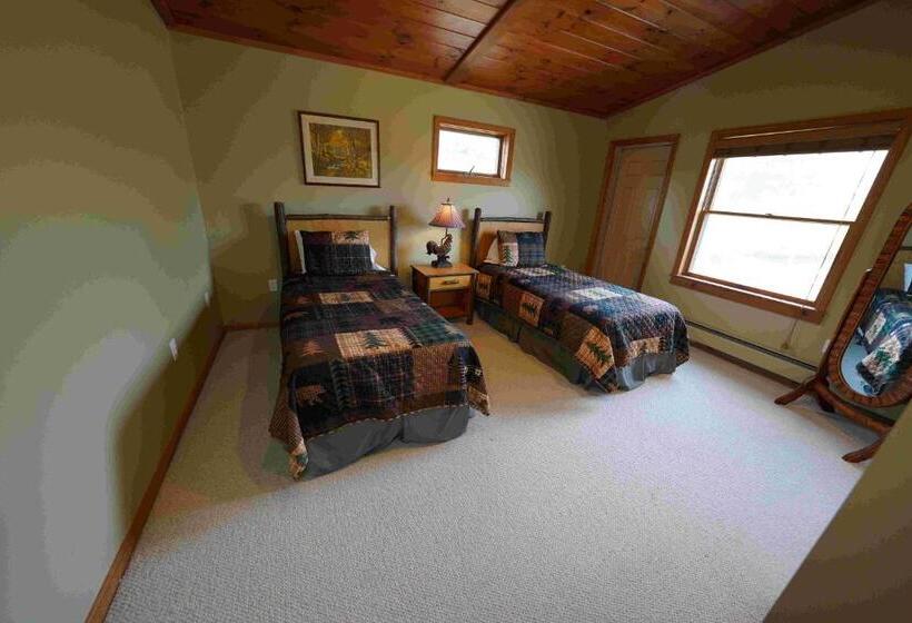 جناح ديلوكس, Ampersand Bay Resort