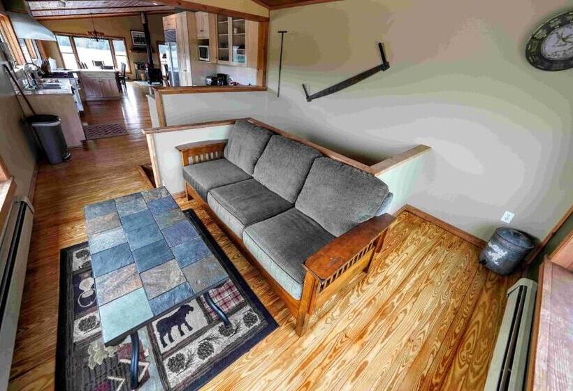 جناح ديلوكس, Ampersand Bay Resort