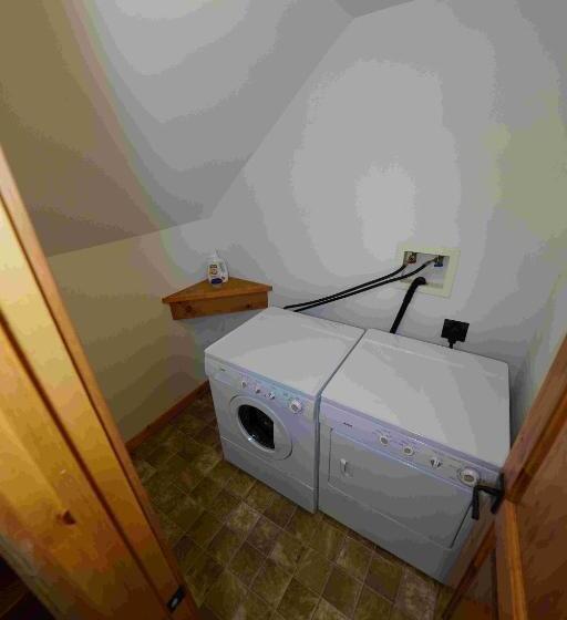 جناح مزود بتراس, Ampersand Bay Resort